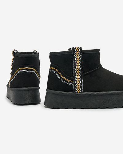 Royalfashion Bottes courtes pour femmes a'la bottes de neige avec ornement Erititta