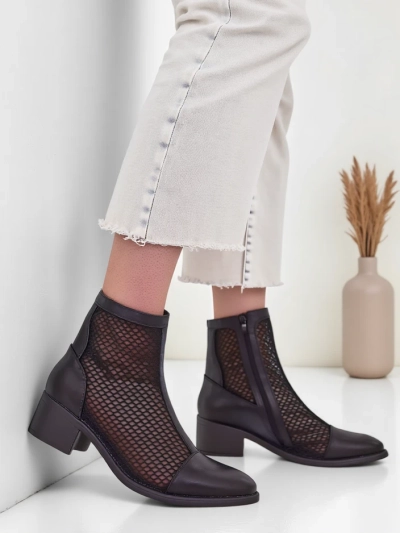 Royalfashion Bottines à talons bas pour femmes perforées Rowices