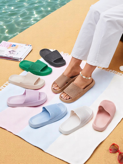 Royalfashion Sandales en caoutchouc pour femmes Bree