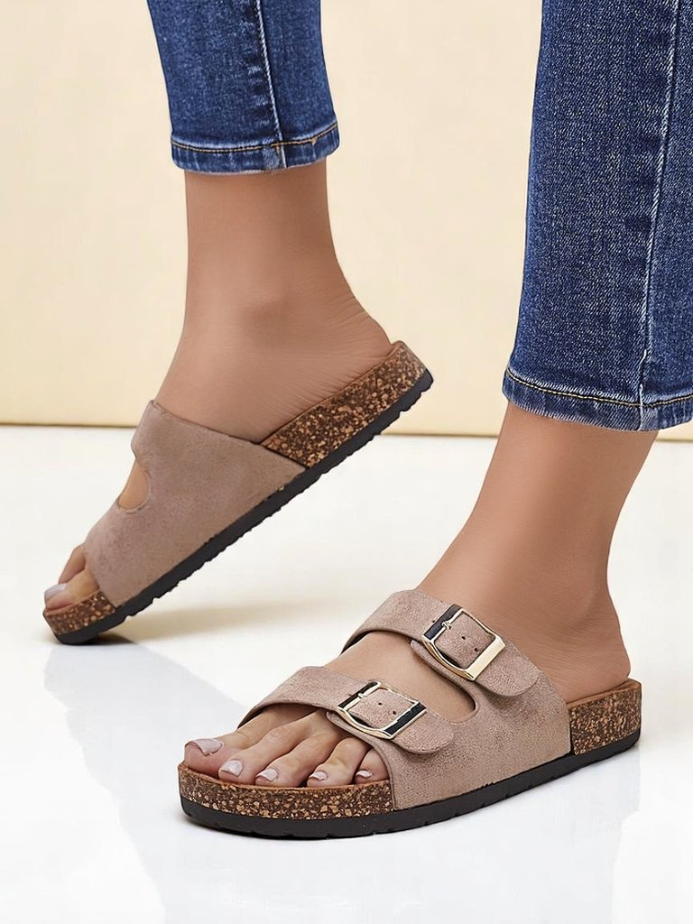 Sandales pour femmes Royalfashion avec boucles Foumy