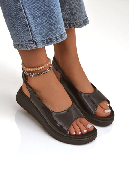 Royalfashion Sandales pour femmes à semelle épaisse Luna Shines