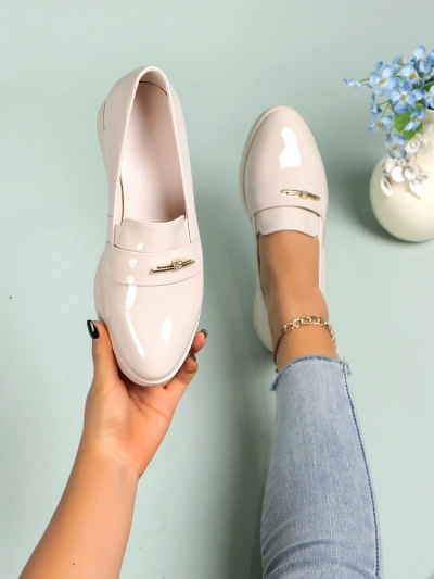 Mocassins vernis pour femmes Royalfashion Arefel