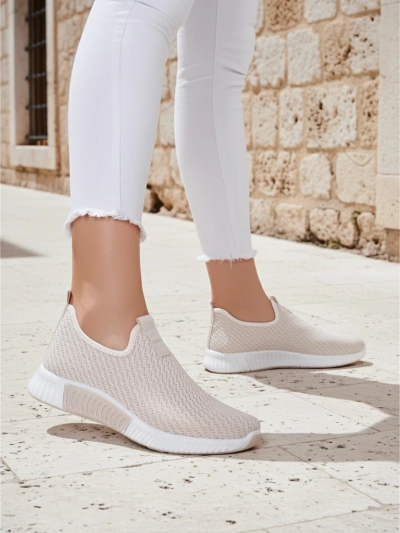 Baskets beiges pour femmes Eulalia Slip-On talon plat tissu été printemps