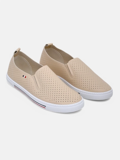 Royalfashion Chaussures femme à enfiler perforées Vielles