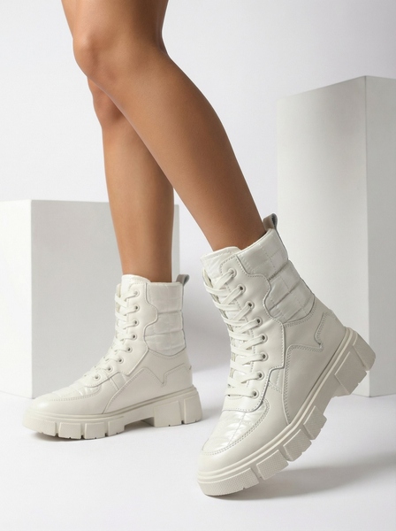 Calista Chaussures pour Femmes Bottines Plates Crème à la Mode