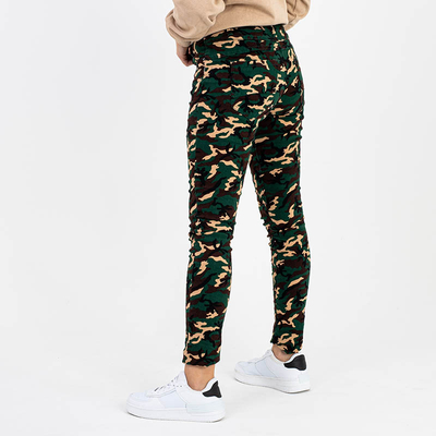 Pantalon droit camo pour femme. Vêtements