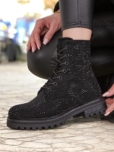 Bottes à lacets pour femmes Royalfashion avec des strass Russos