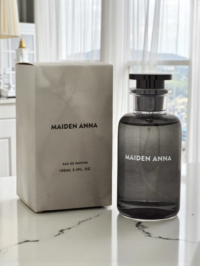 Maiden Anna - Parfum Charmant Aux Accords de Bois d'Agar