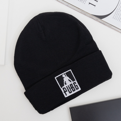 Bonnet noir avec écusson - Accessoires