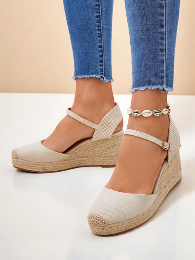 Sandales compensées pour femmes Callista Royalfashion beige cuir écologique