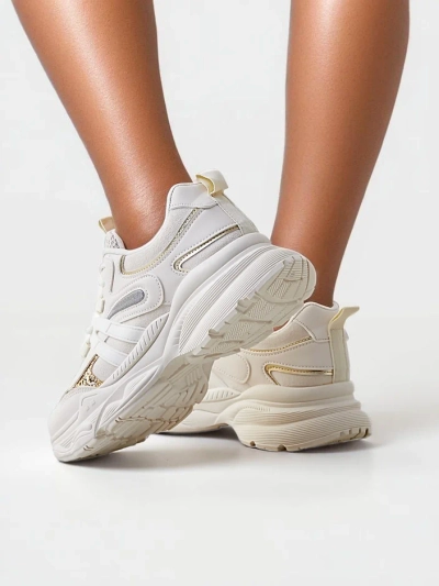 Baskets de sport pour femmes Royalfashion sur une semelle épaisse Aimo