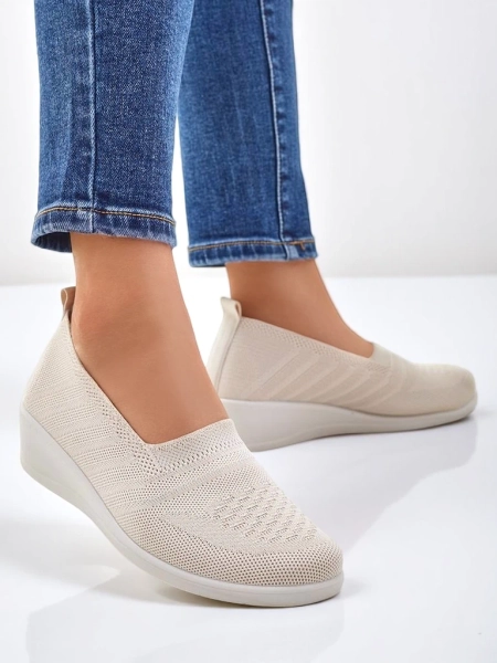 Royalfashion Mocassins pour femmes sur un petit wedges Epoles