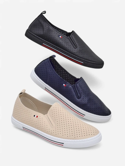 Chaussures féminines à enfiler perforées Royalfashion Vielles