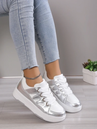 Baskets pour femmes Royalfashion avec une semelle plus épaisse Assaqi