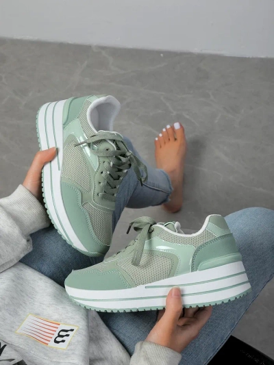 Royalfashion Baskets de sport pour femmes sur plateforme Revisitées