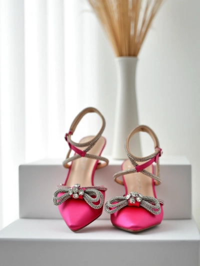 Royalfashion Escarpins à dos ouvert pour femmes avec des bretelles en zircon Erontes