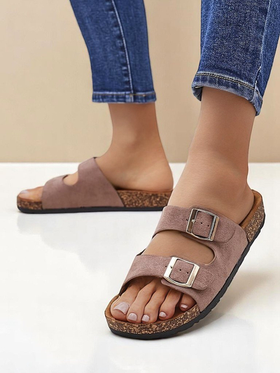 Sandales pour femmes Royalfashion avec boucles Foumy