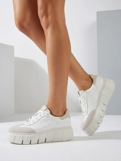 Baskets de sport pour femmes en cuir naturel Taures