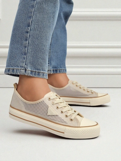Aurelia Beige - baskets en tissu pour femmes sur semelle plate de 3 cm