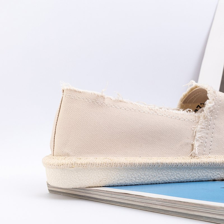 Espadrilles beiges pour femmes avec découpes Riev - Chaussures