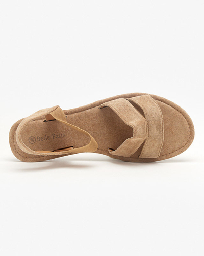 OUTLET Sandales plates pour femme en éco-daim marron clair Nerina - chaussures