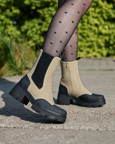 Royalfashion Bottes à talon plat Bevta beige mat pour femme