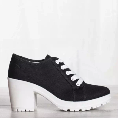 OUTLET Chaussures de sport noires sur un montant supérieur Grazenea - Chaussures