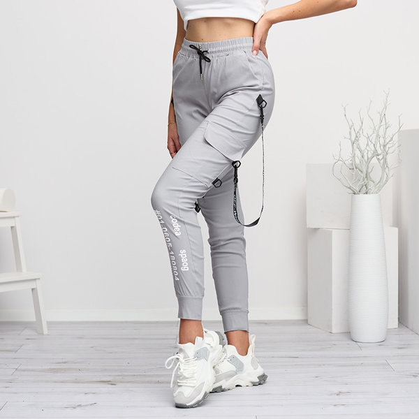 Pantalon cargo femme gris avec inscriptions - Vêtements