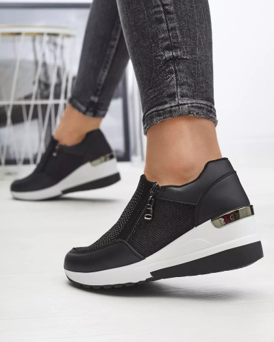 OUTLET Royalfashion Chaussures de sport à semelles compensées pour femme, noires, décorées de zircons Martela
