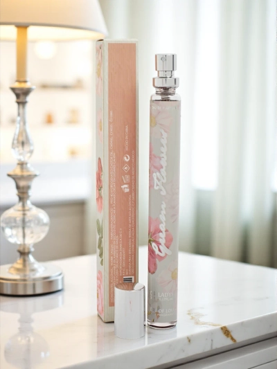 Inspirée de l'eau de parfum pour femme Coog