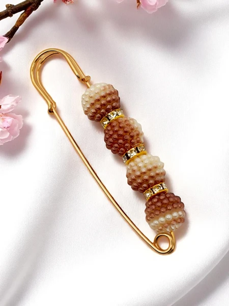 Broche décorative pour femmes avec perles Four Pearls