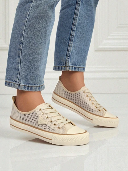 Aurelia Beige - baskets en tissu pour femmes sur semelle plate de 3 cm