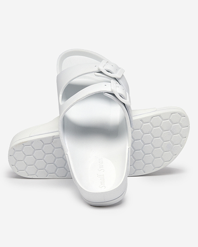 Chaussons blancs pour femme avec fermoirs. Teliwo - Footwear