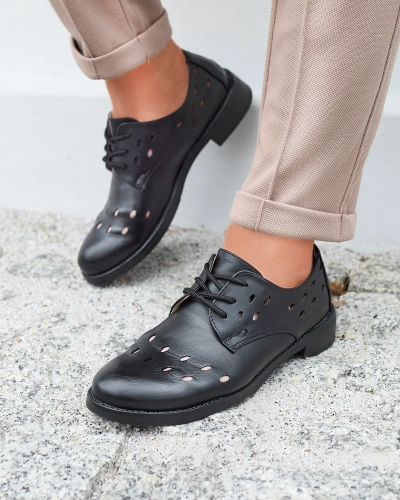 Demi-souliers en cuir écologique ajouré pour femmes en noir Selofso- Footwear
