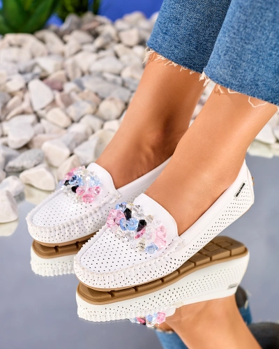 Royalfashion Mocassins blancs ajourés pour femme avec cristaux décoratifs Cizzas