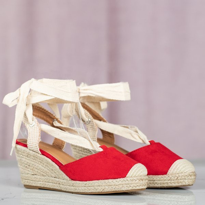 Espadrilles rouges sur un coin avec une liaison Margaretta - Chaussures 1
