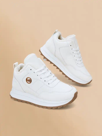 Royalfashion Alba Baskets Blanches Isolées pour Femmes en Cuir Écologique sur Plateforme