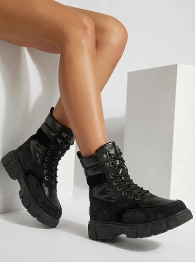 Bottes de trappeur isolées noires pour femmes Kasemi- Footwear