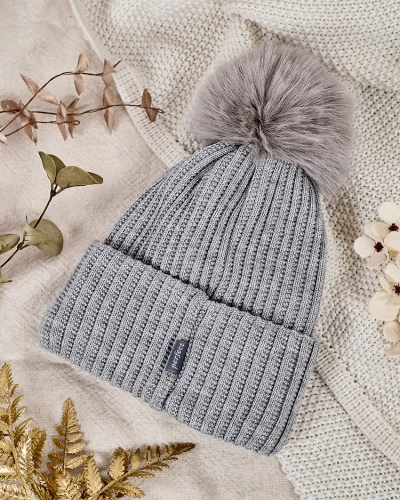 Casquette isolante pour femme Royalfashion avec pompon