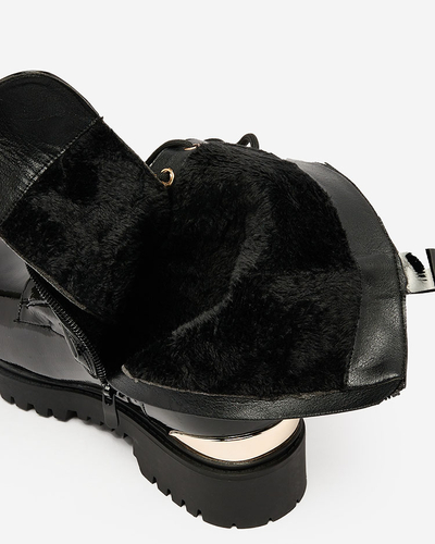 Royalfashion Bottes fourrées laquées pour femme en noir Simbeba