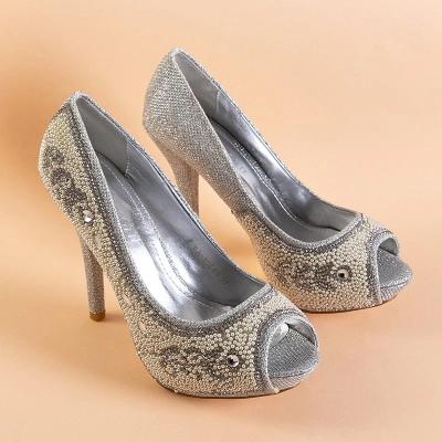 OUTLET Escarpins brillants argentés sur un stiletto Marni - Chaussures