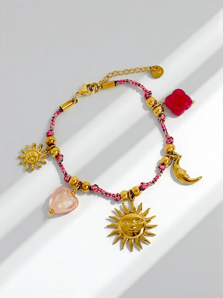 Collier Solaria Lunae Aurelia – avec des breloques soleil et lune