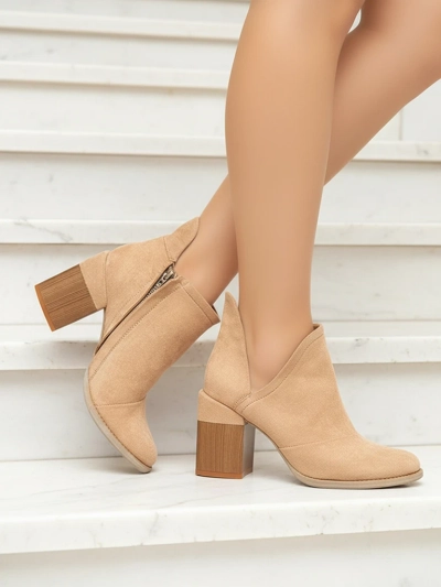 Bottes pour femmes marron clair avec découpes Plinara - Footwear