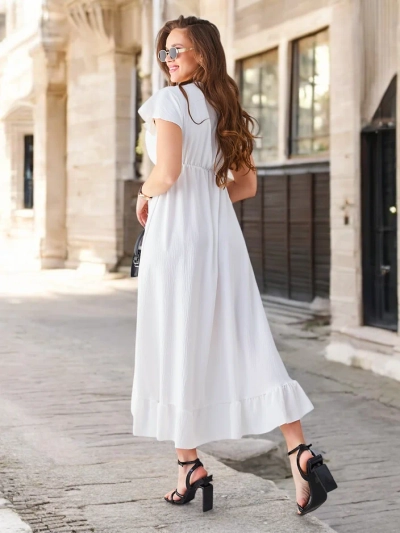 Robe midi Royalfashion pour femmes avec un ourlet asymétrique