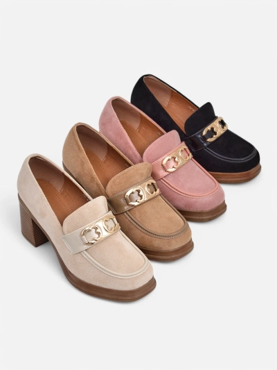 Mocassins pour femmes Royalfashion sur un talon bloc Qeroy