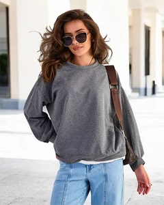 Gris foncé