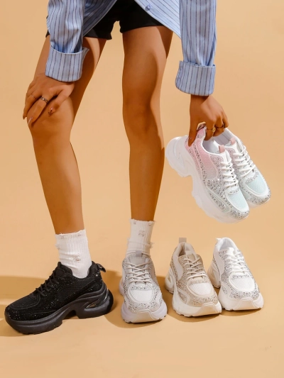 Baskets de sport pour femmes Royalfashion avec des strass Bloss