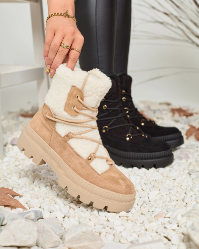 Royalfashion Bottes de trappeur en peau de mouton beige Getatsa