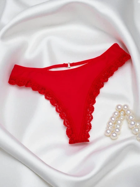 Culotte string en dentelle pour femmes