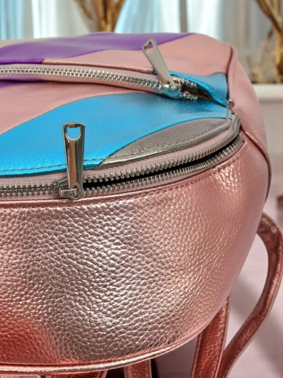 Sac à dos pour femme Royalfashion en cuir écologique avec bandes métalliques